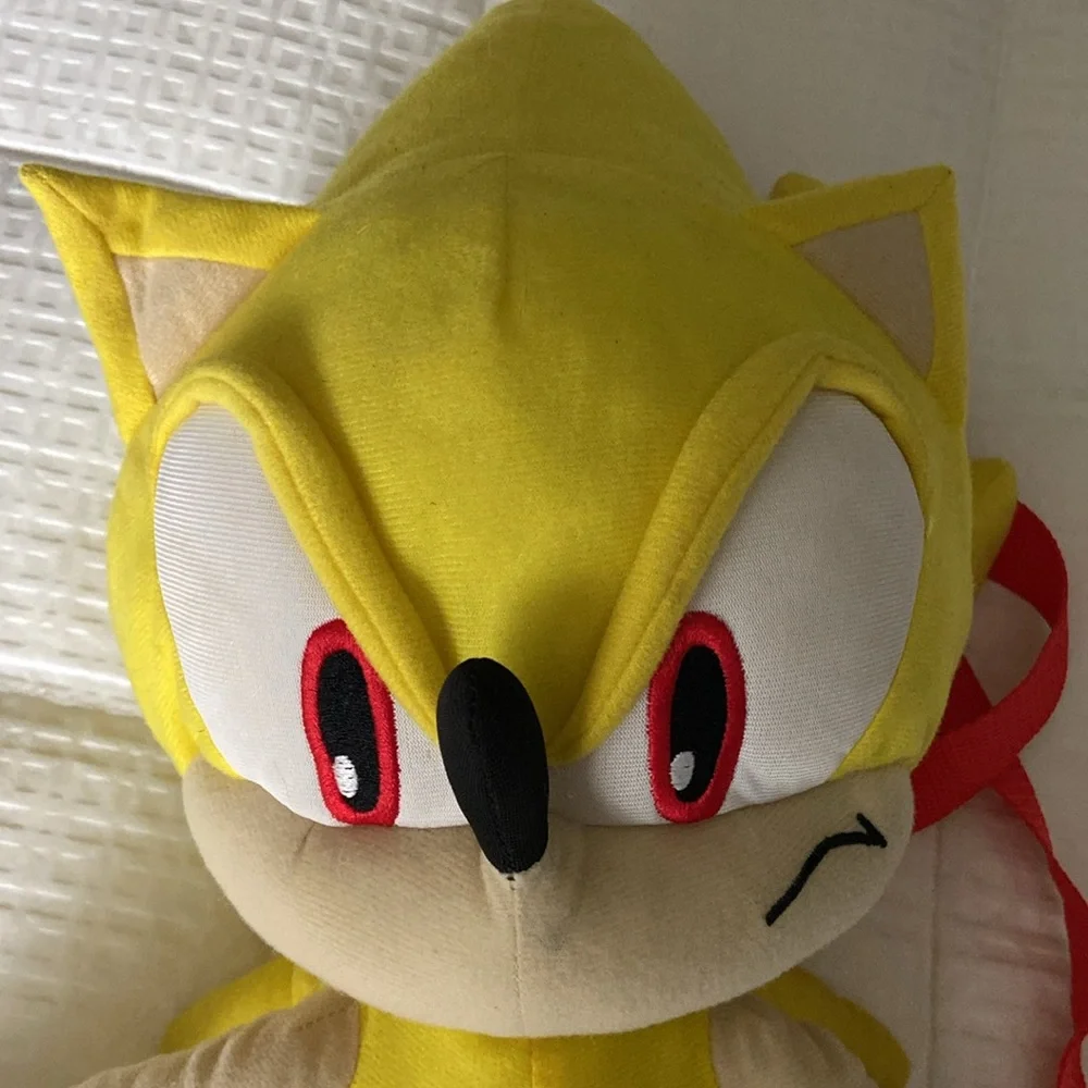 Sonic the Hedgehog backpack. - Picture 4 of 5